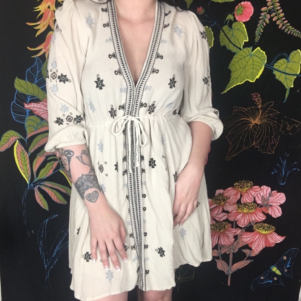 FREE PEOPLE RARE EMBROIDERED BOHO DRESS